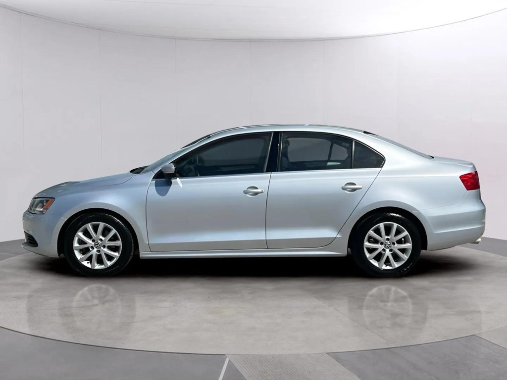 Used 2014 Volkswagen Jetta SE with VIN 3VWD07AJ9EM282884 for sale in Racine, WI