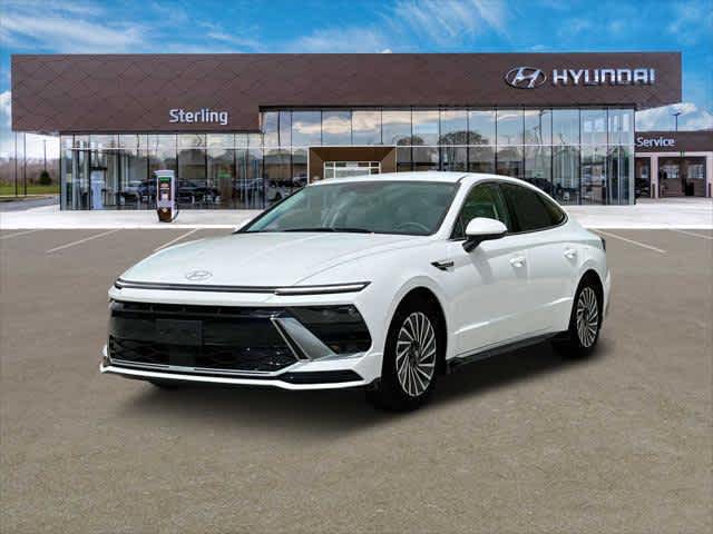 2025 Hyundai Sonata Hybrid SEL photo 2