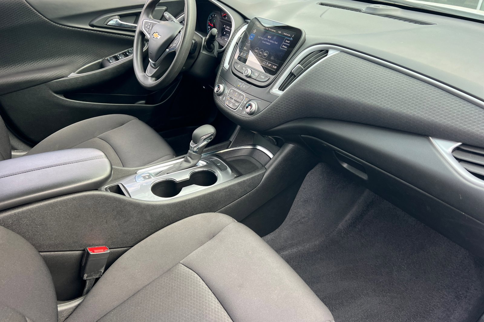 2023 Chevrolet Malibu 1LT photo 14
