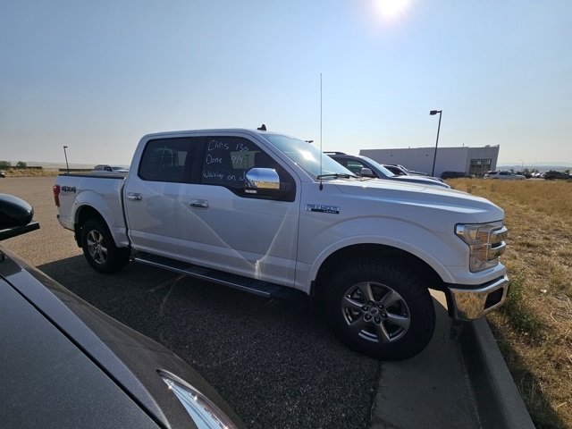 2020 Ford F-150 Lariat photo 2