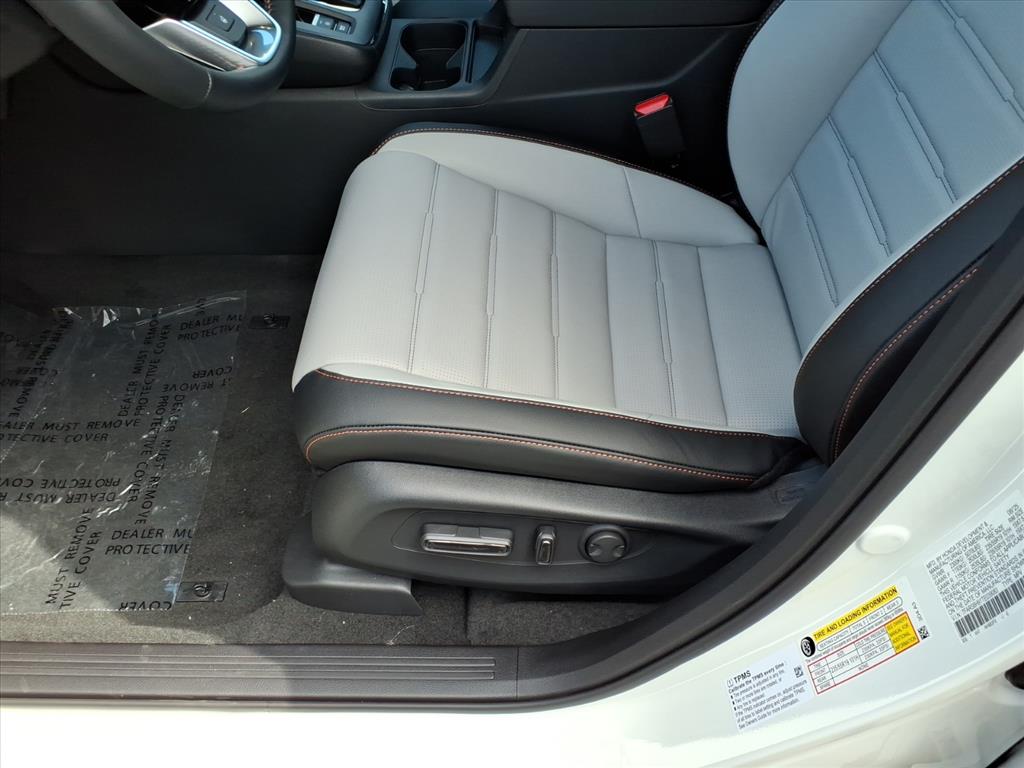 2026 Honda CR-V Hybrid Sport Touring photo 9