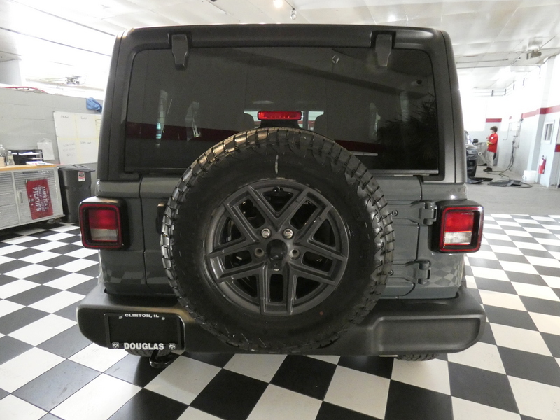 2024 Jeep Wrangler Sport photo 2