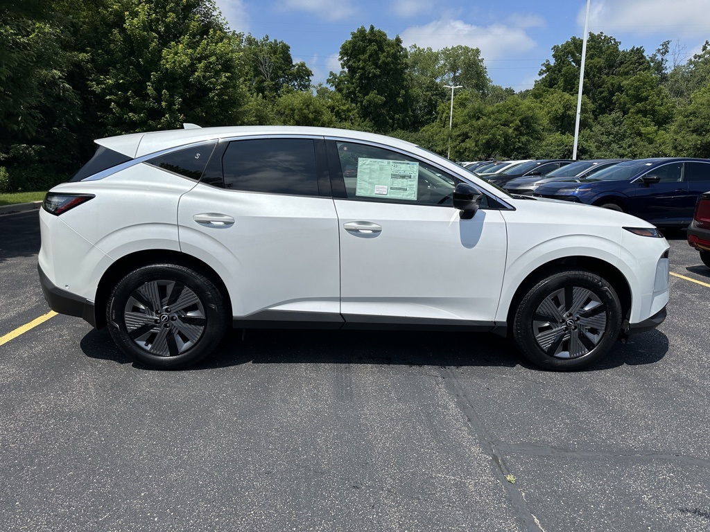 2025 Nissan Murano SL photo 2