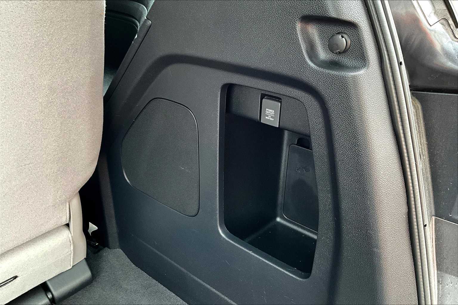 2019 Honda Odyssey Touring photo 31
