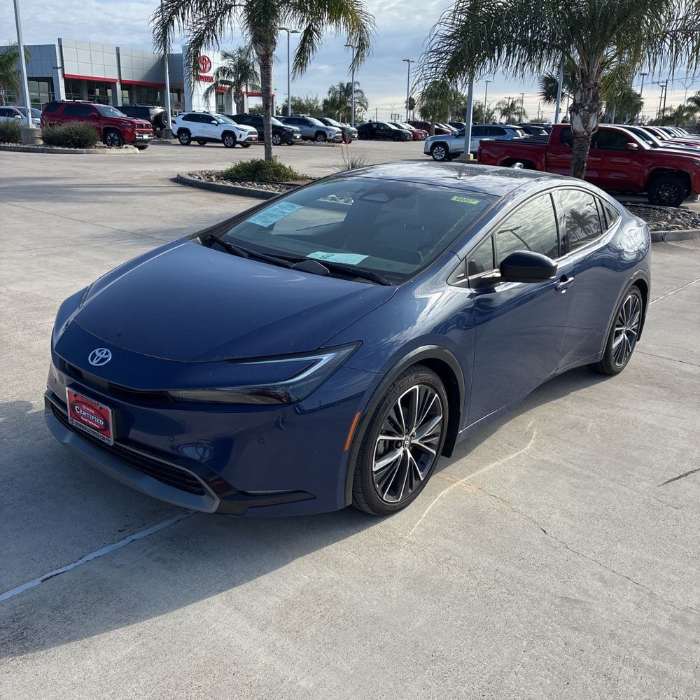 2024 Toyota Prius XLE's photo