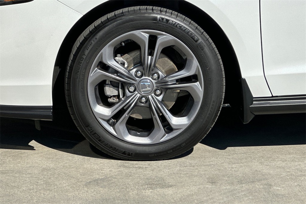 2023 Honda Accord EX photo 31