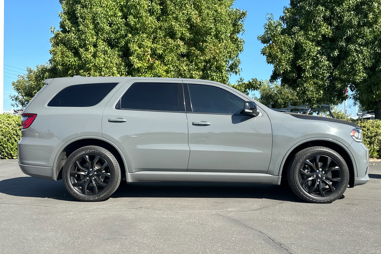 2019 Dodge Durango R/T photo 3
