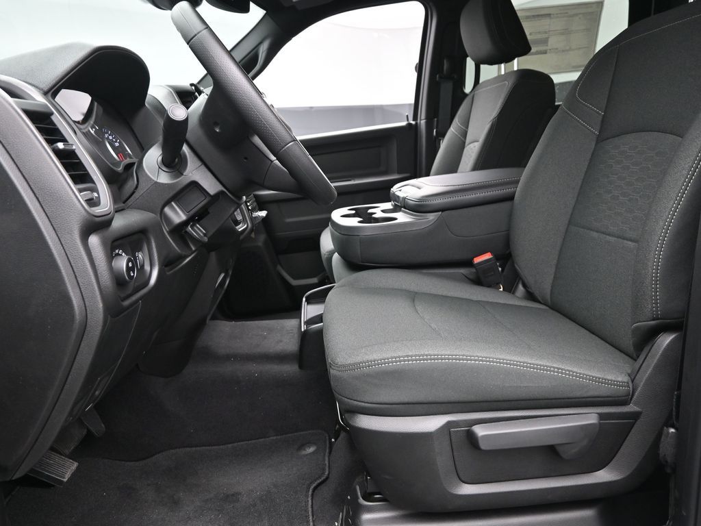 2026 Ram 2500 Tradesman photo 10