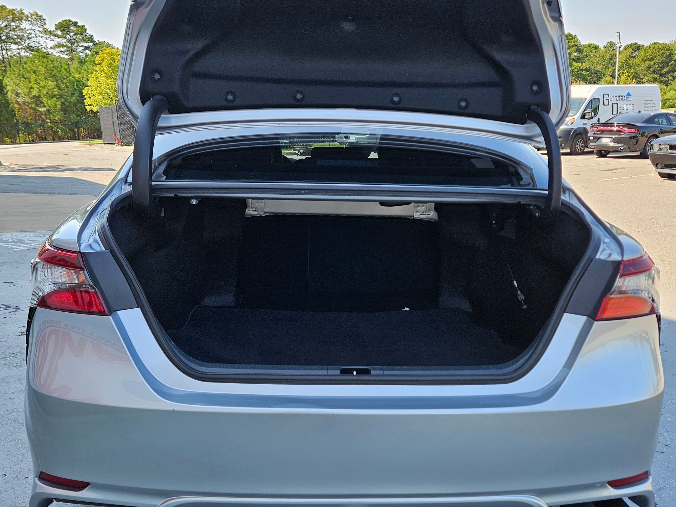2023 Toyota Camry SE photo 25