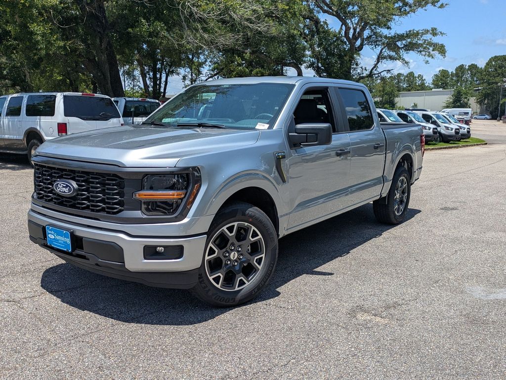 2025 Ford F-150 STX's photo