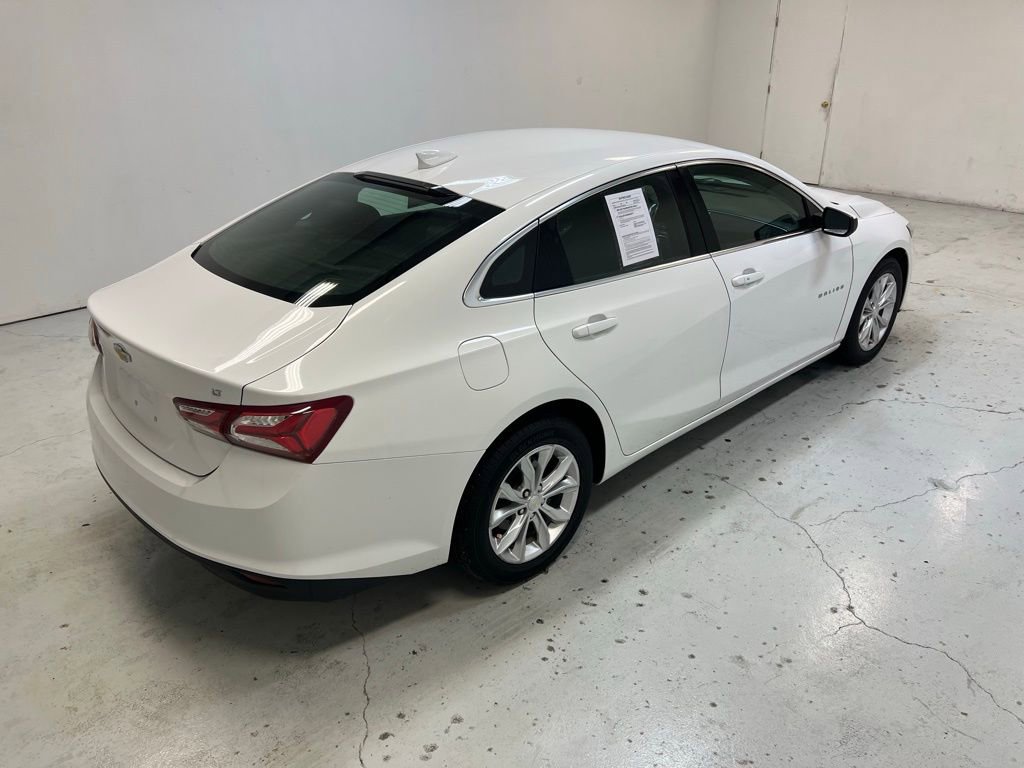 2020 Chevrolet Malibu 1LT photo 2