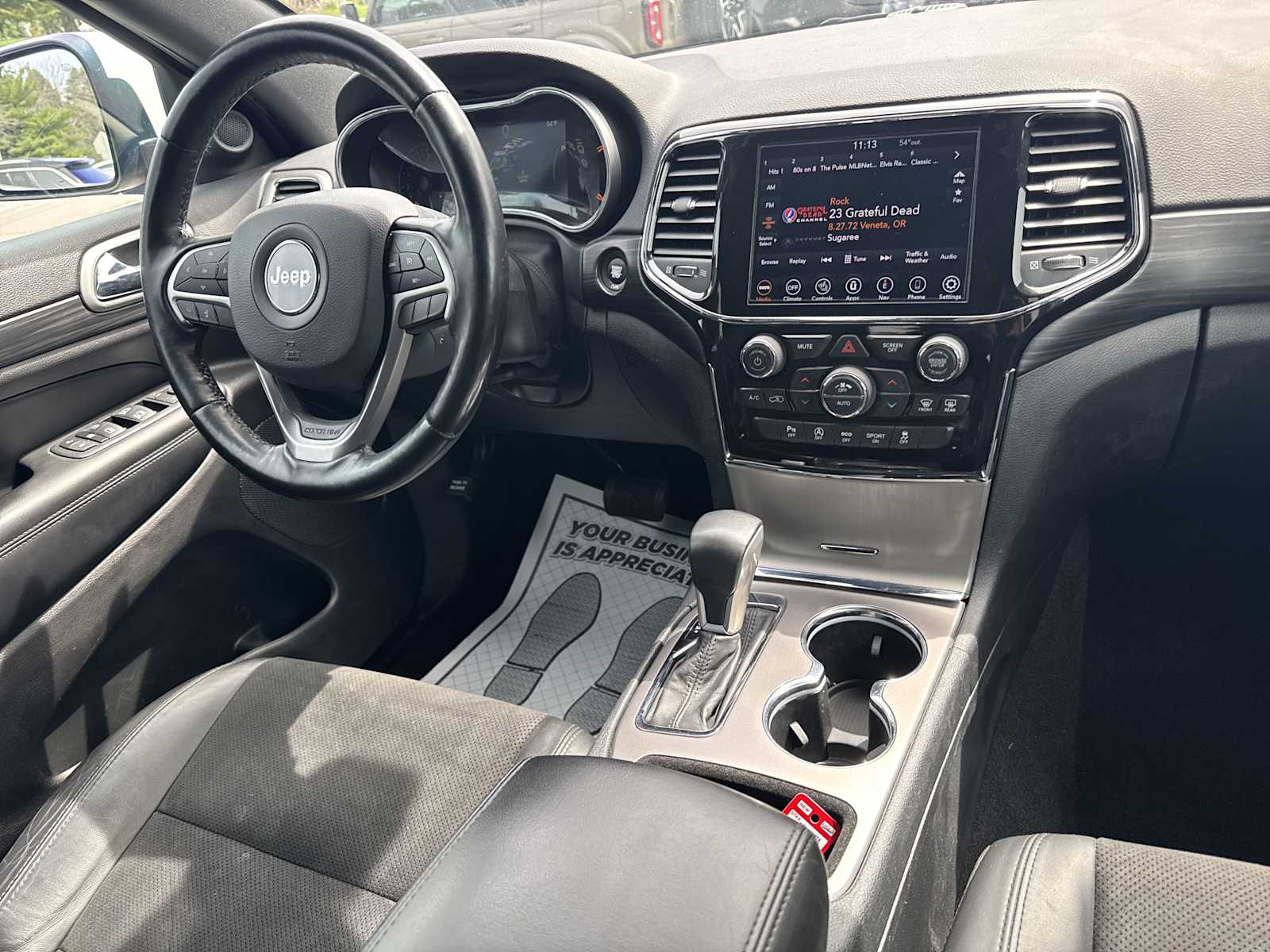 2021 Jeep Grand Cherokee Laredo X photo 23