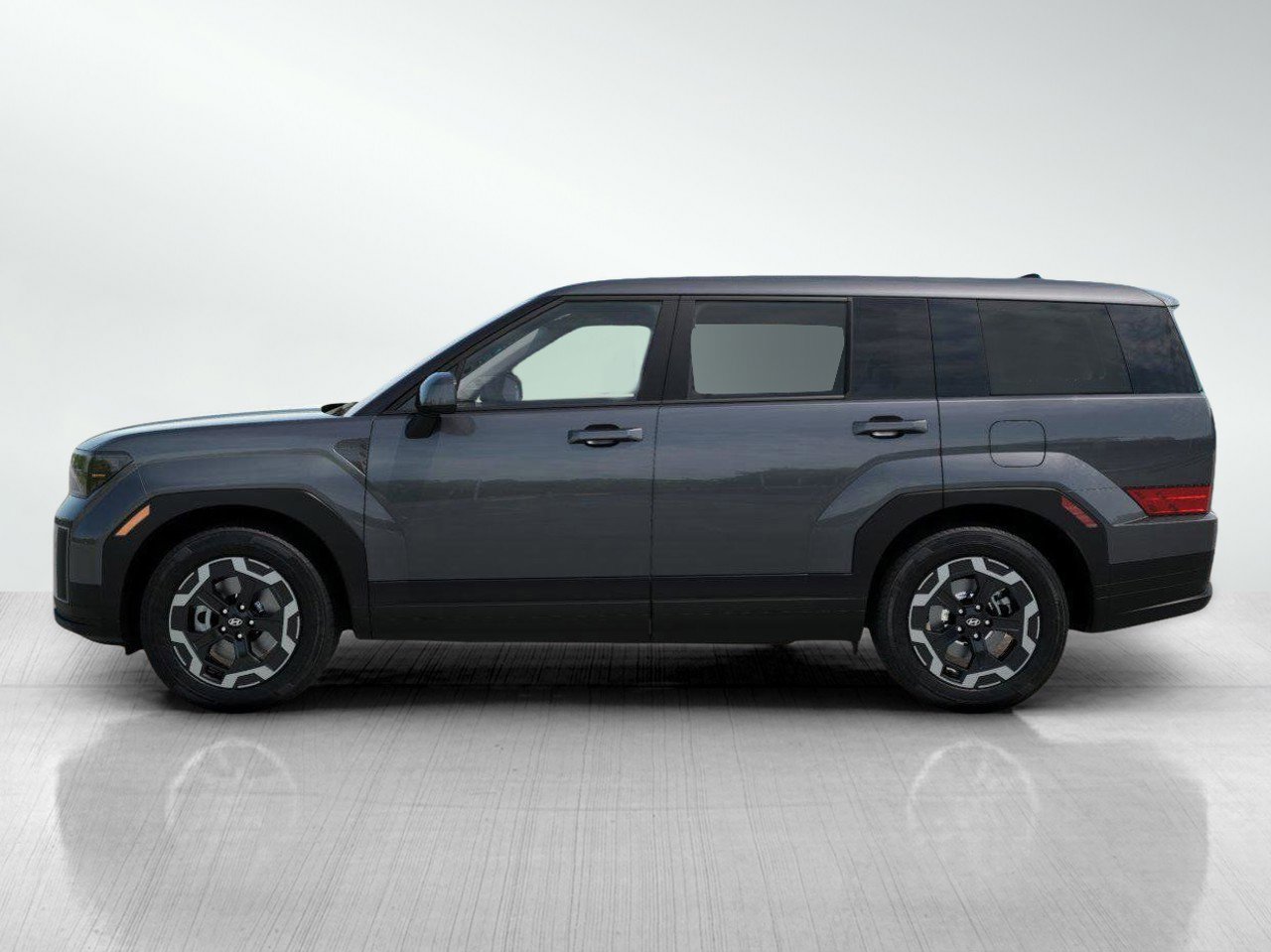2026 Hyundai Santa Fe SE photo 2