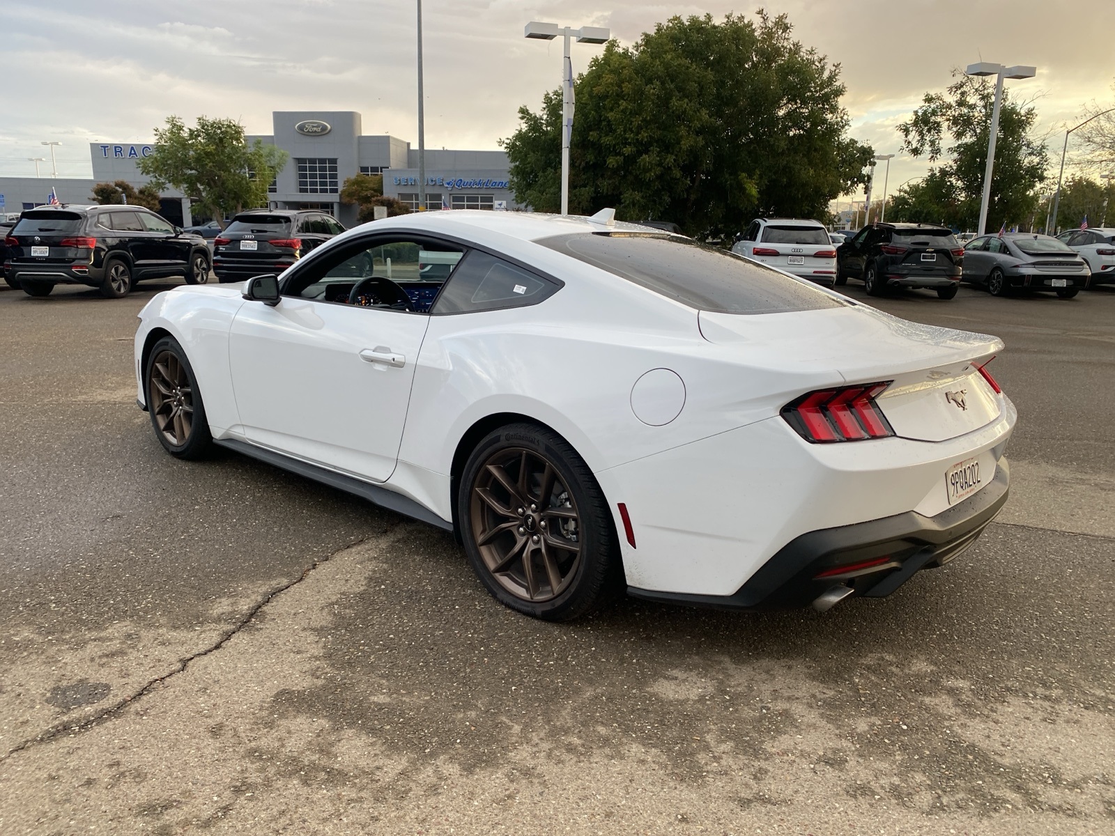 2024 Ford Mustang EcoBoost Premium photo 6