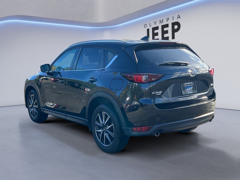 2018 Mazda CX-5 Touring photo 2