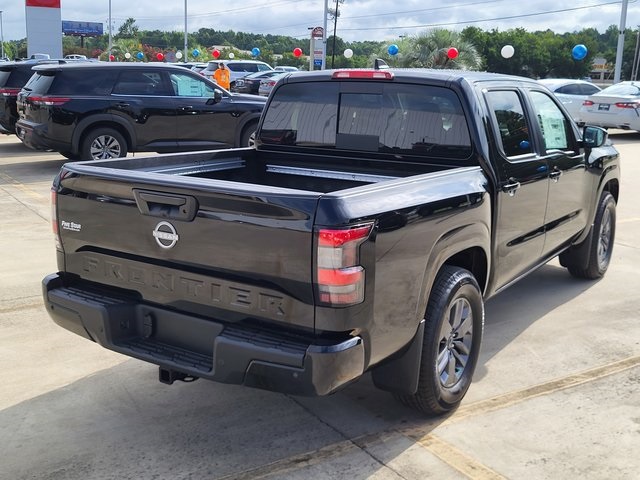 2025 Nissan Frontier SV photo 2