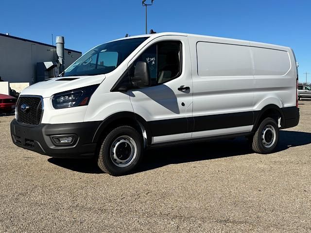 2024 Ford Transit photo 3