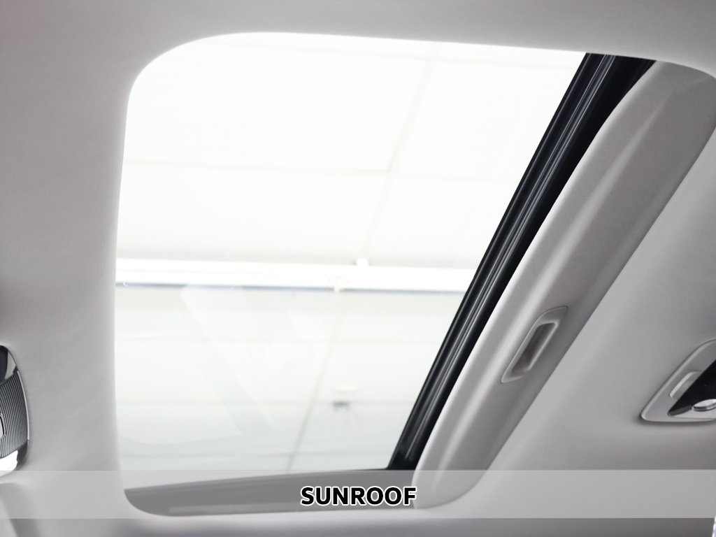 2025 Kia Seltos EX photo 4