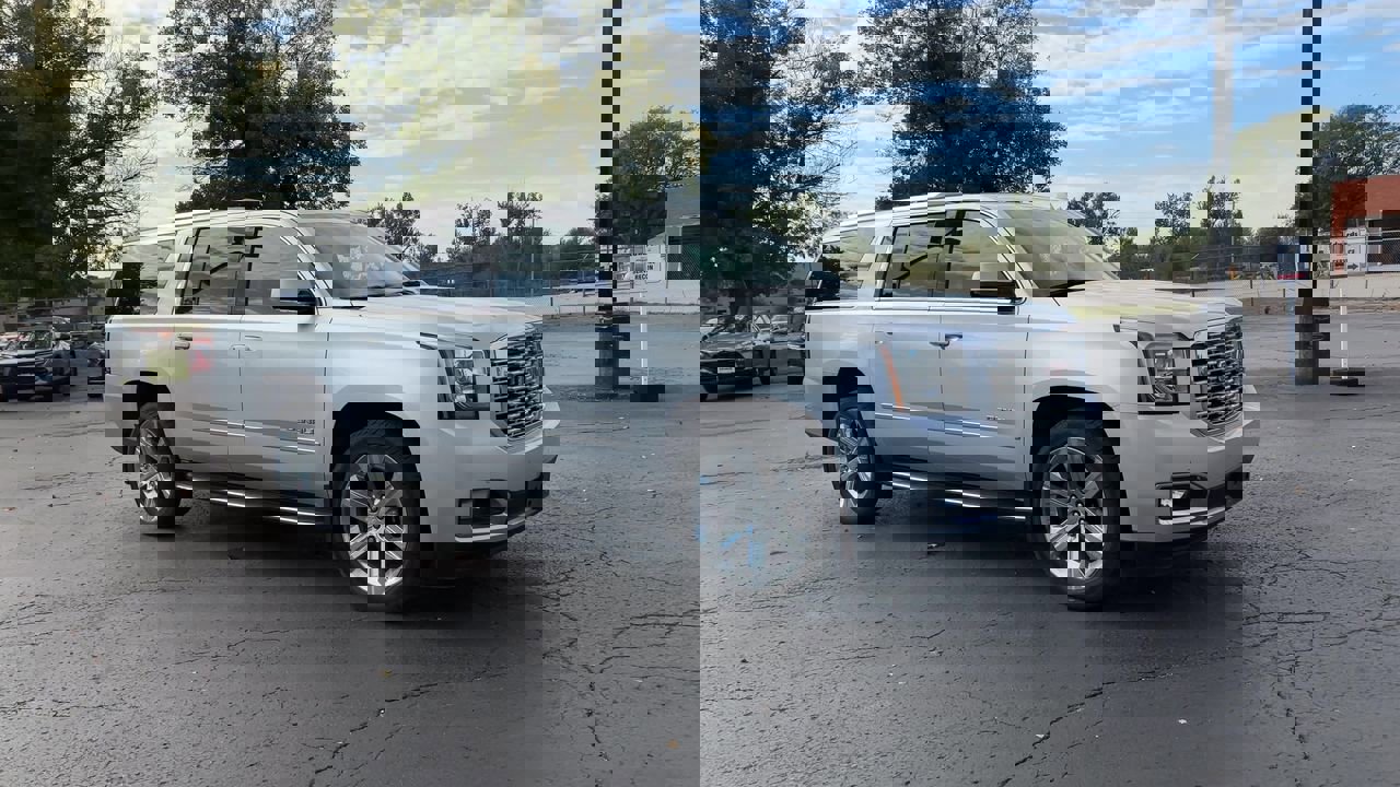 2020 Gmc Yukon XL Denali photo 2
