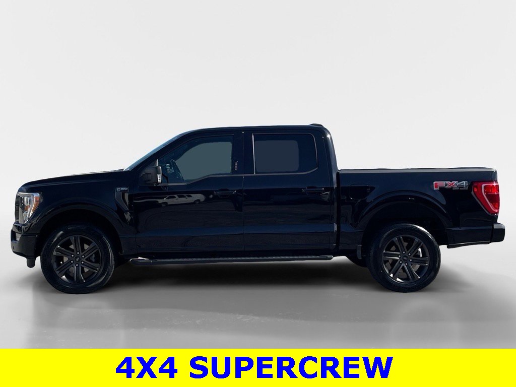 2021 Ford F-150 XLT photo 2