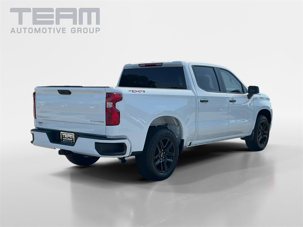 2025 Chevrolet Silverado 1500 Custom photo 7