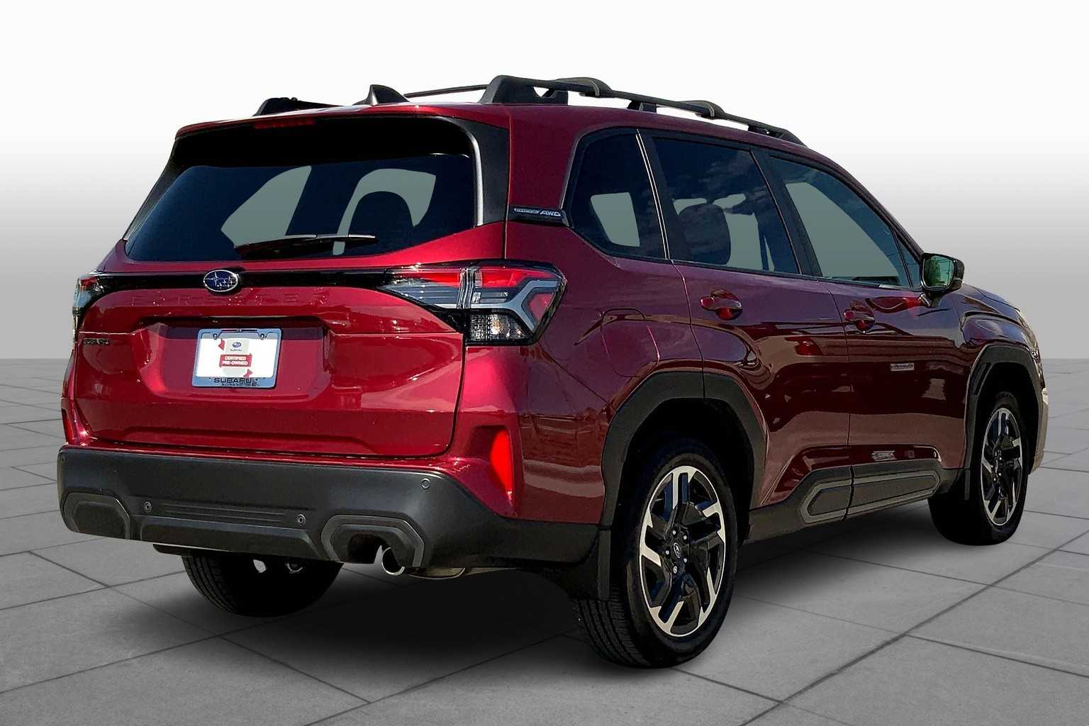 2025 Subaru Forester Limited photo 11