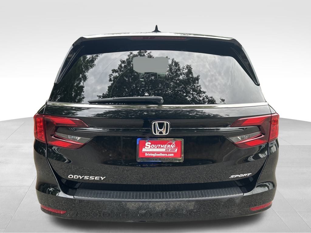 2023 Honda Odyssey Sport photo 4