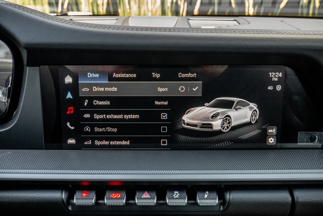 2025 Porsche 911 S photo 16