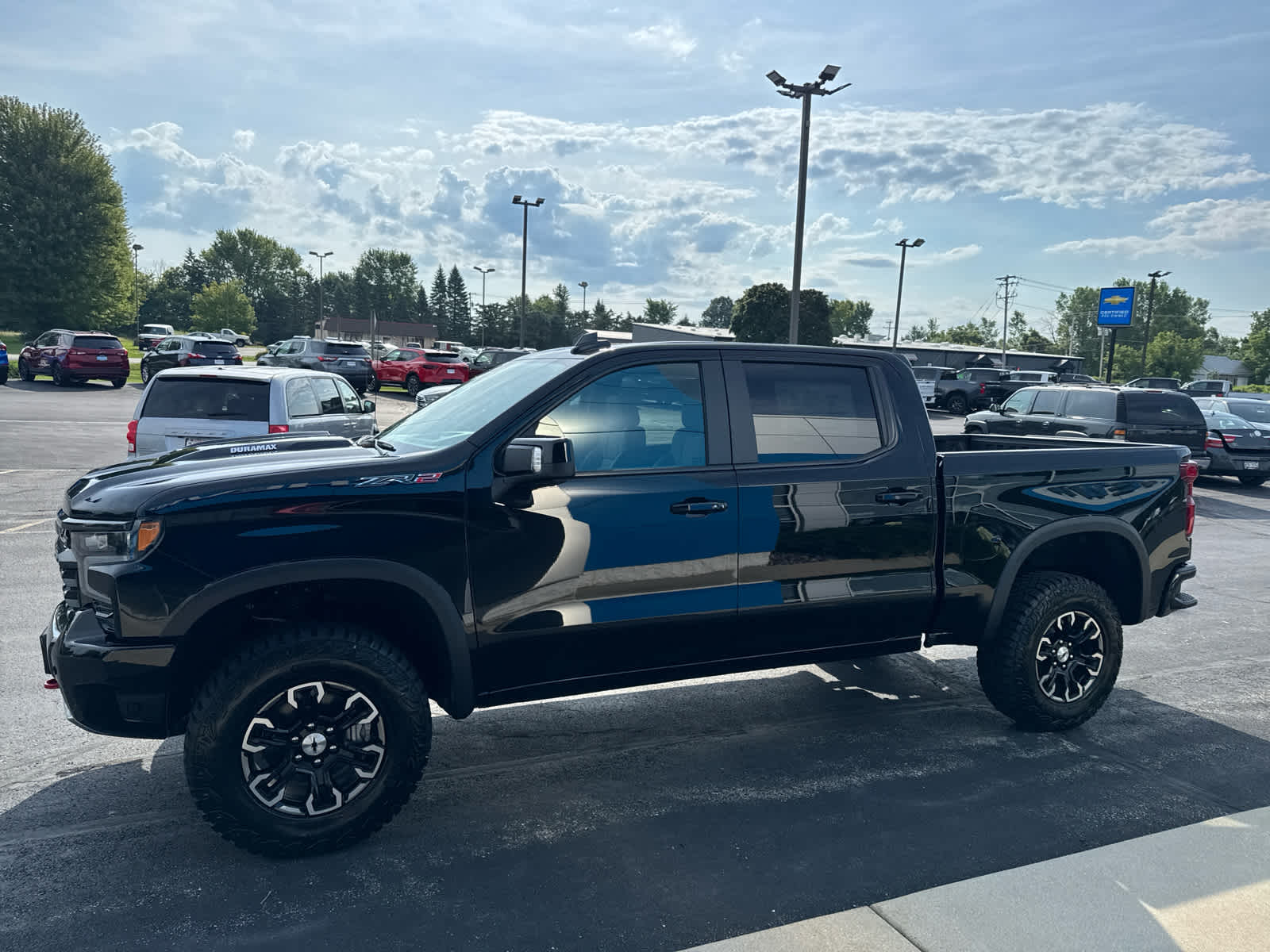 2025 Chevrolet Silverado 1500 ZR2 photo 10