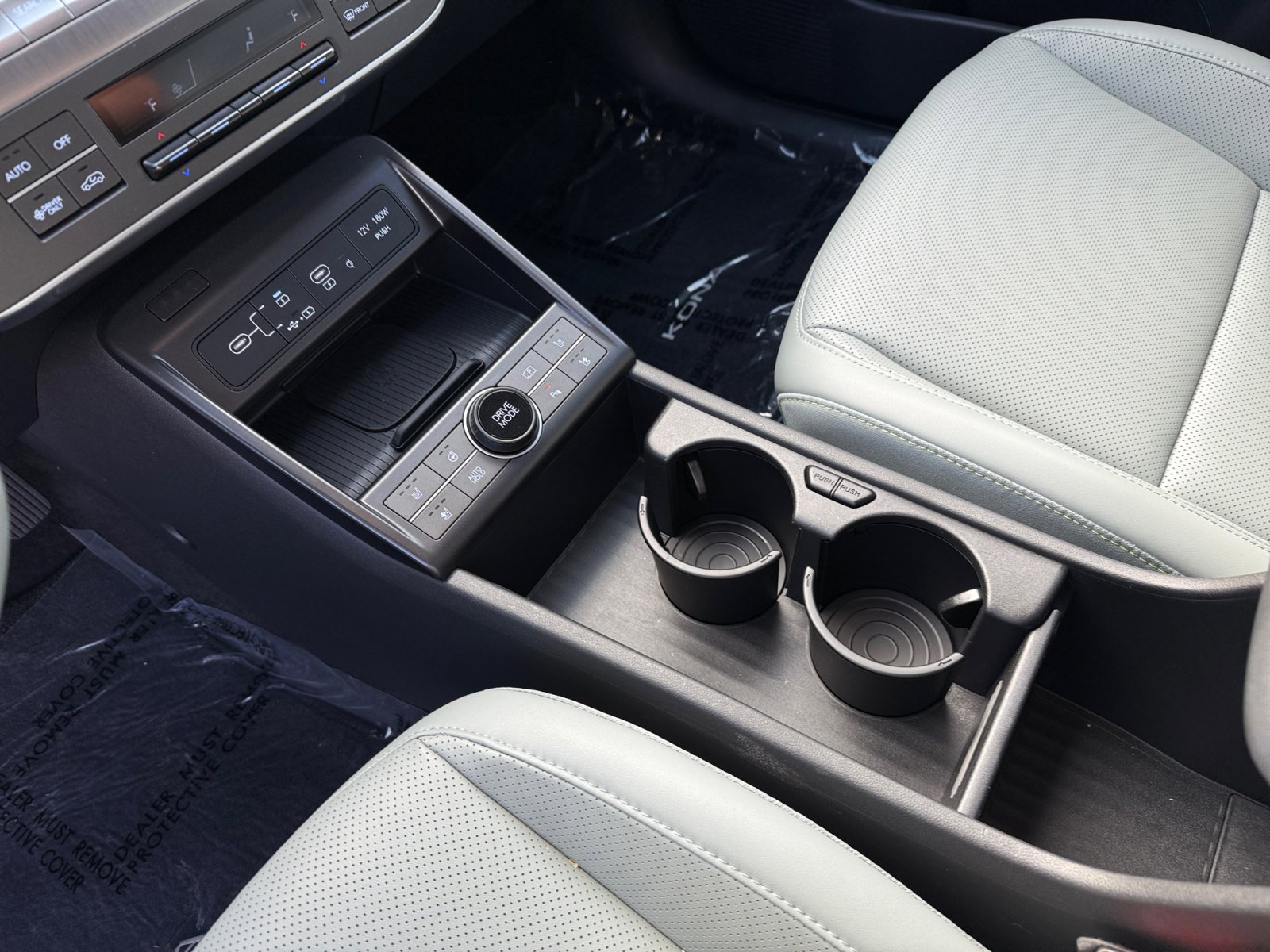 2025 Hyundai Kona Electric Limited photo 13