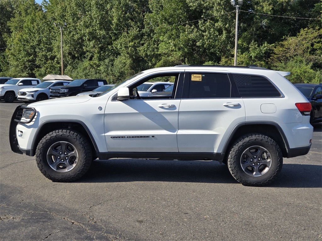 2017 Jeep Grand Cherokee Laredo photo 4