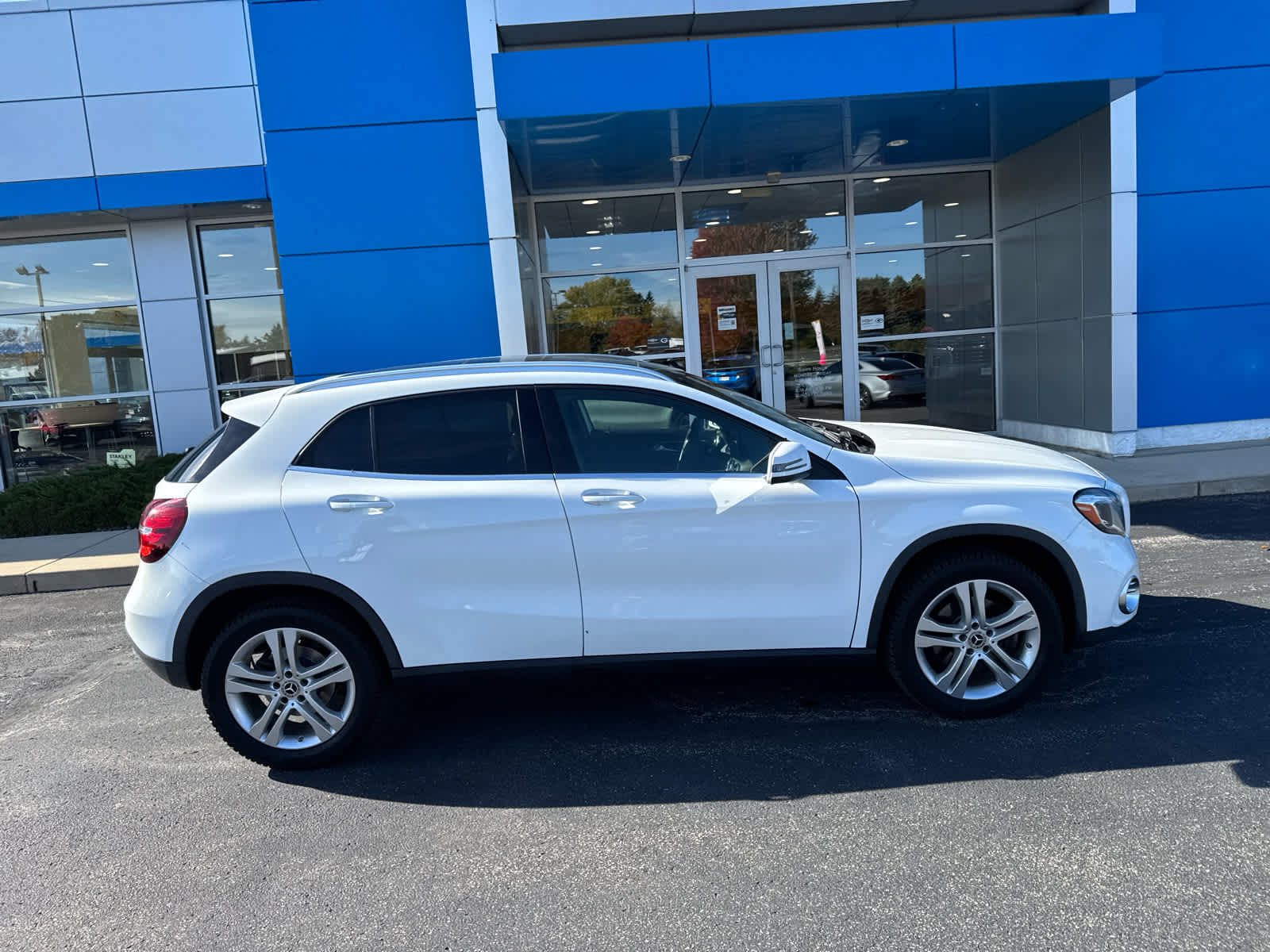 Used 2020 Mercedes-Benz GLA GLA250 with VIN WDCTG4GB9LU022352 for sale in Cedarburg, WI