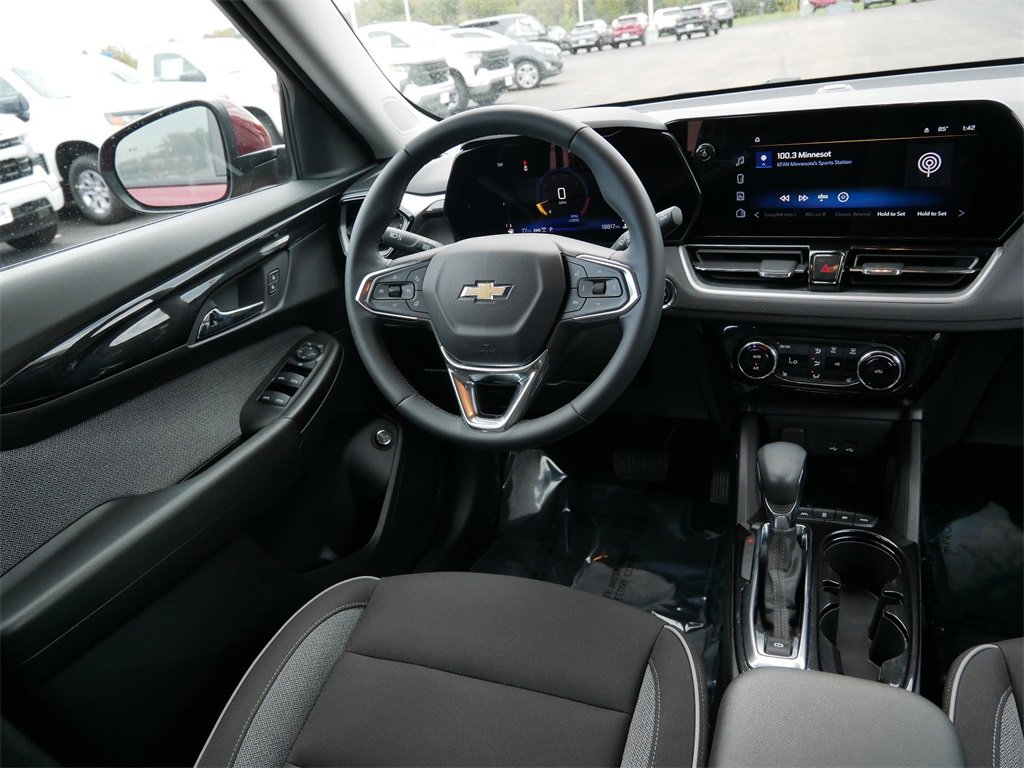 2024 Chevrolet Trailblazer LT photo 12