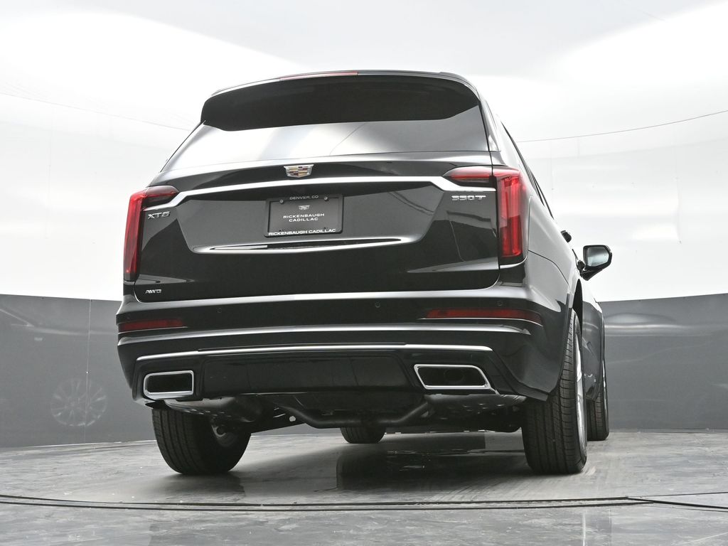 2025 Cadillac XT6 Luxury photo 20