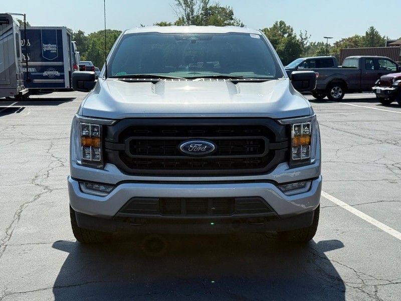 2023 Ford F-150 XLT photo 9