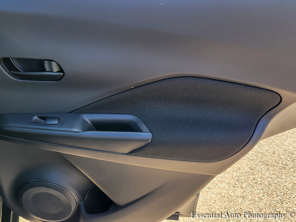 2024 NISSAN KICKS - Image 18