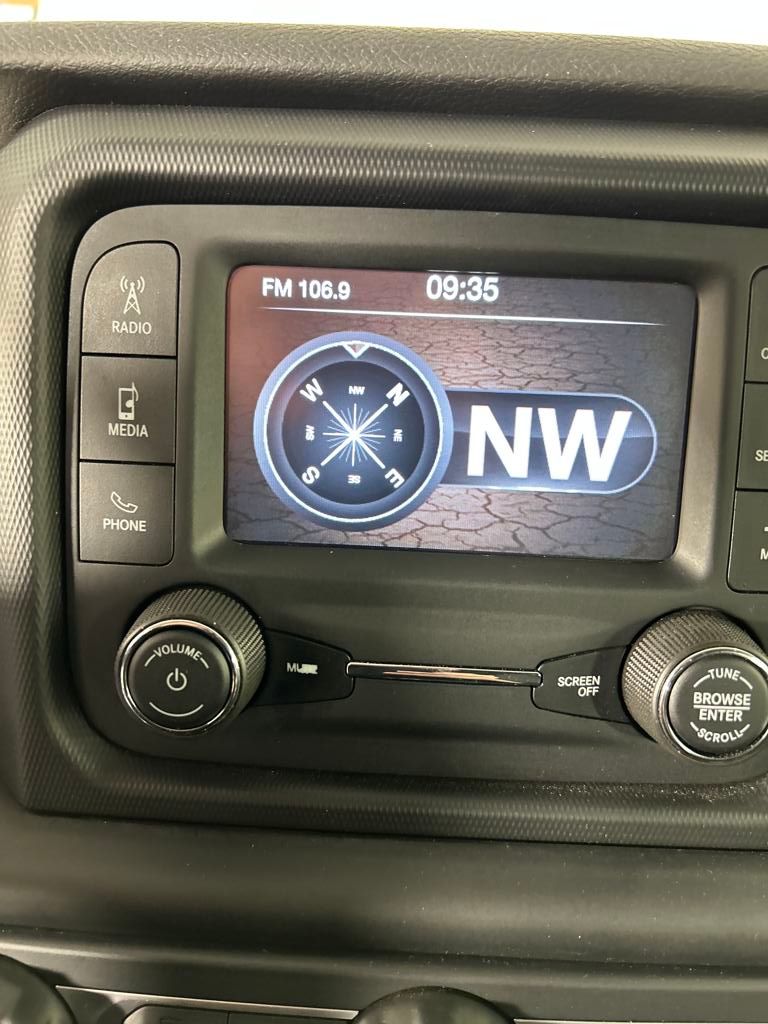 2018 Jeep Wrangler Unlimited Sport S photo 23