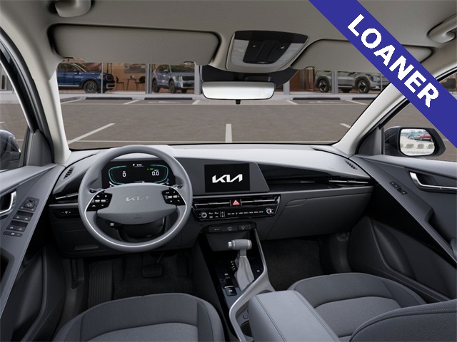 2025 Kia Niro LX photo 6
