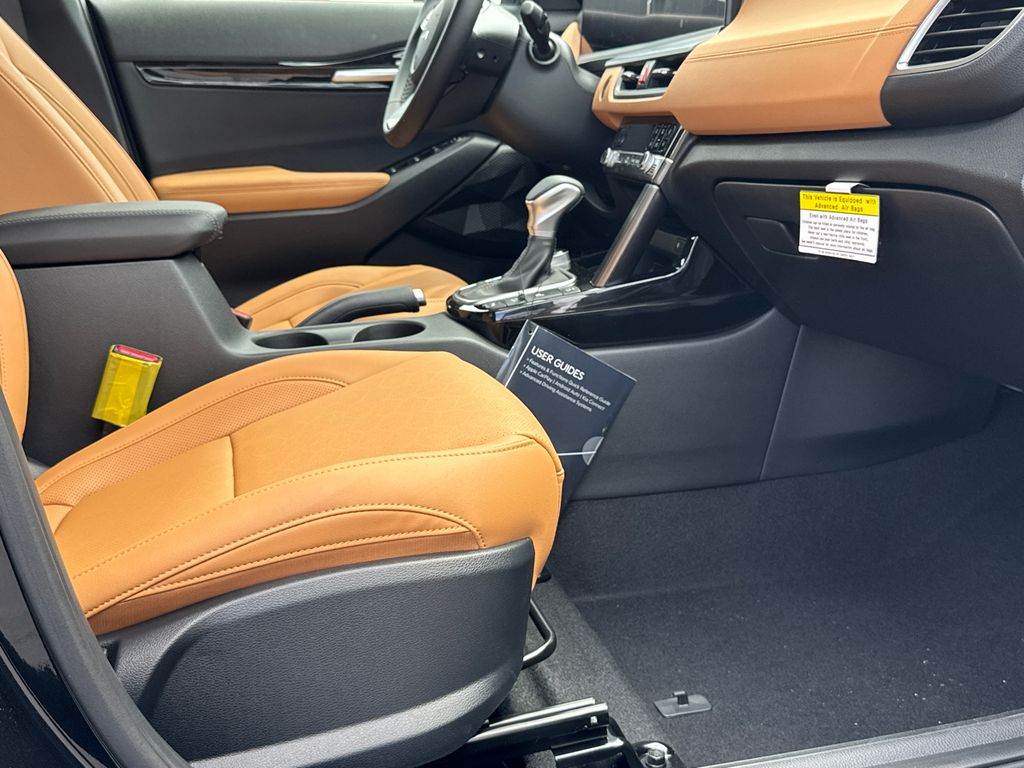 2025 Kia Seltos EX photo 12