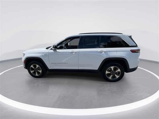 2024 Jeep Cherokee Limited 4xe photo 4