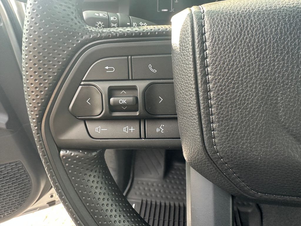 2025 Toyota Tacoma SR5 photo 19