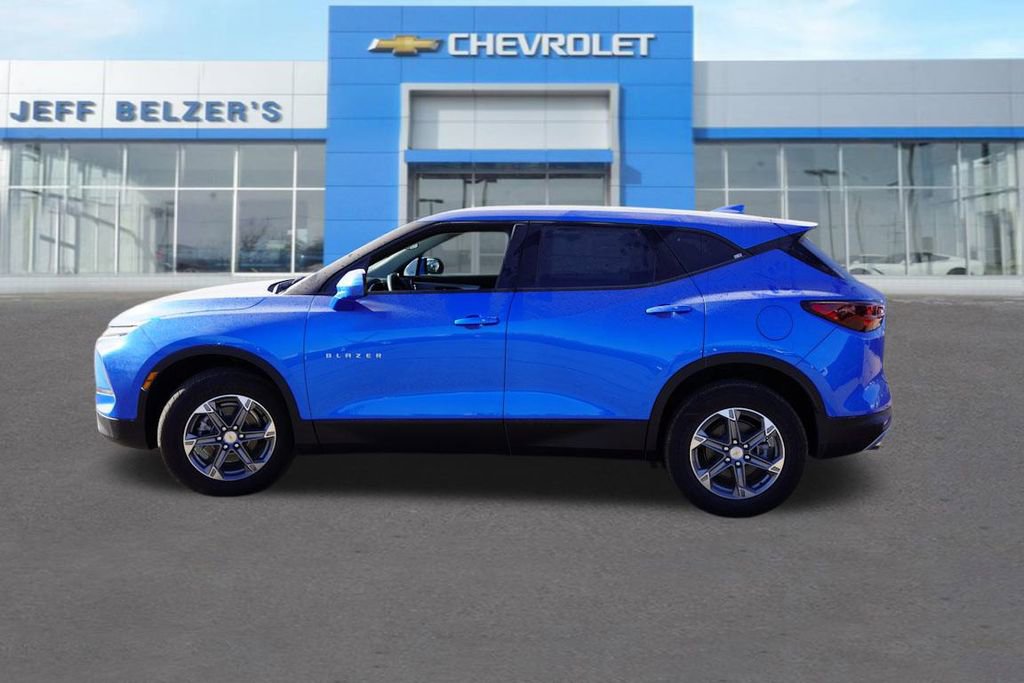 2026 Chevrolet Blazer 2LT photo 3