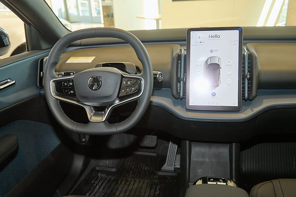 2026 VOLVO EX30 - Image 16