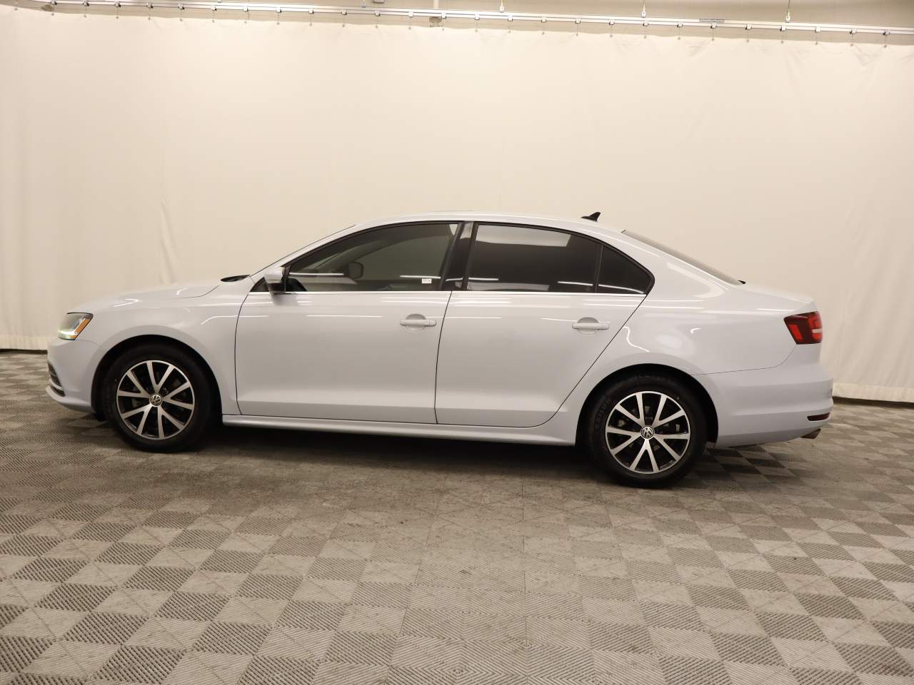 3VWDB7AJ4HM284475