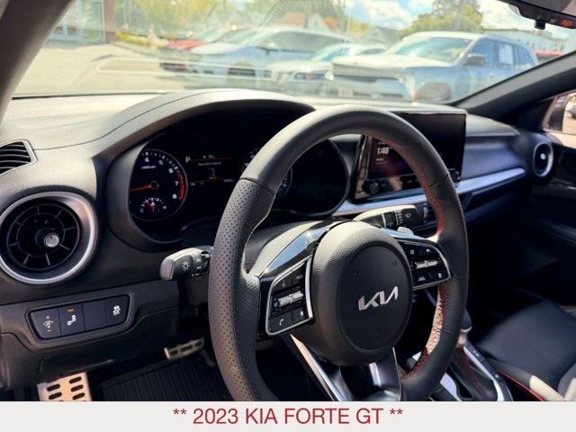 2023 Kia Forte GT photo 11