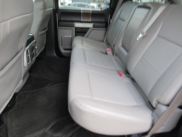 2016 Ford F-150 Lariat photo 27