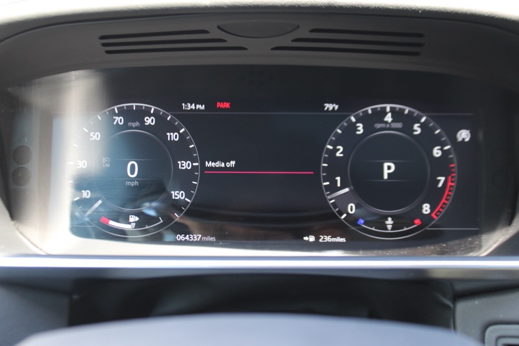 2020 Land Rover Range Rover HSE photo 17