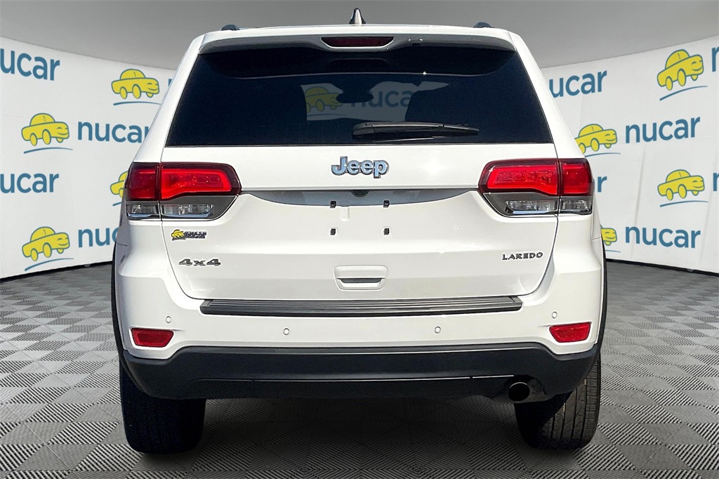 2021 Jeep Grand Cherokee Laredo E photo 5