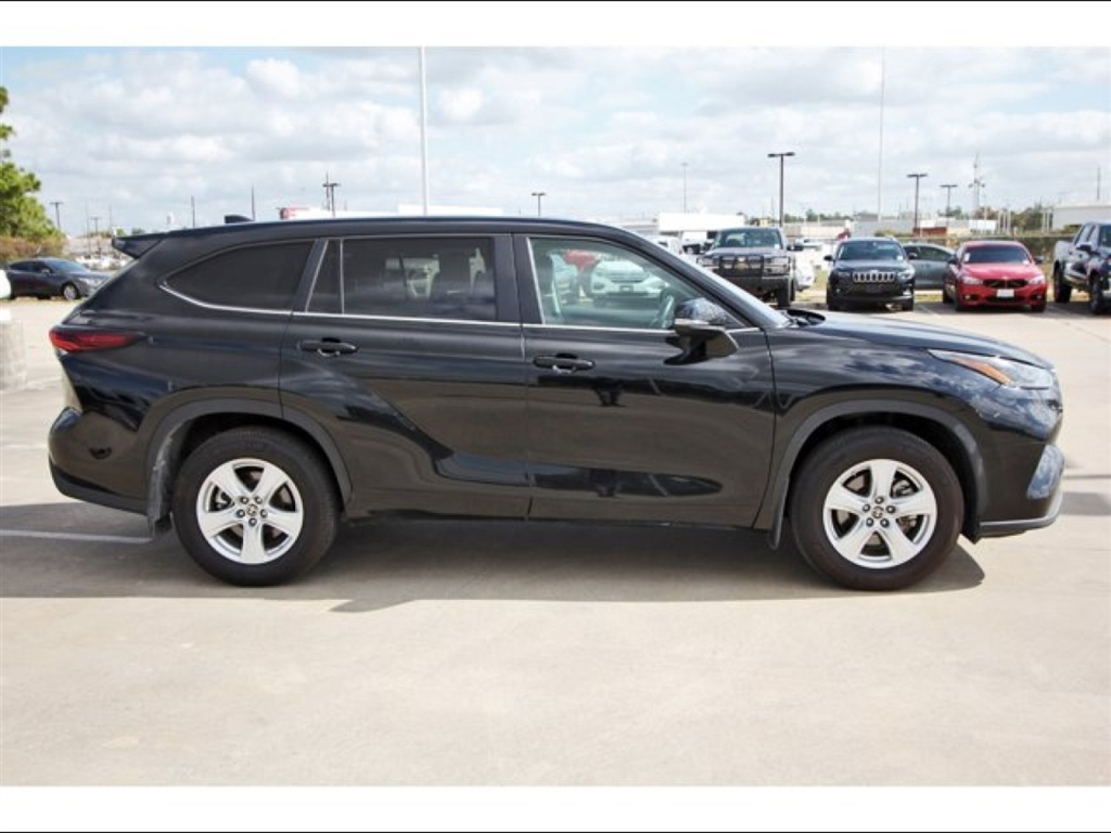 2024 Toyota Highlander LE Black at Robbins Nissan