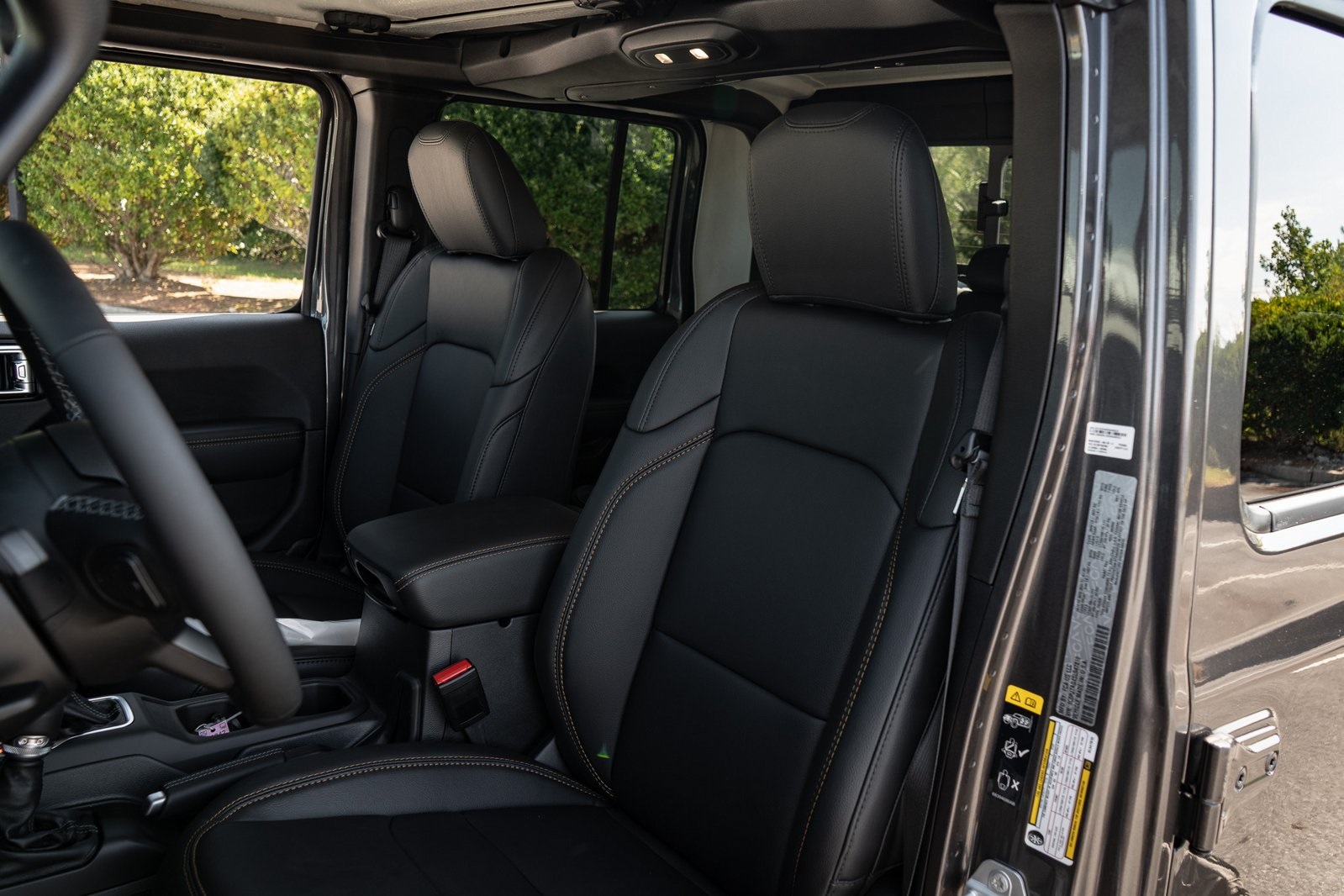 2025 Jeep Gladiator Sport photo 15